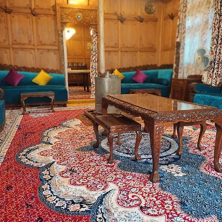 Luxury Scotland Srīnagar Eksteriør bilde