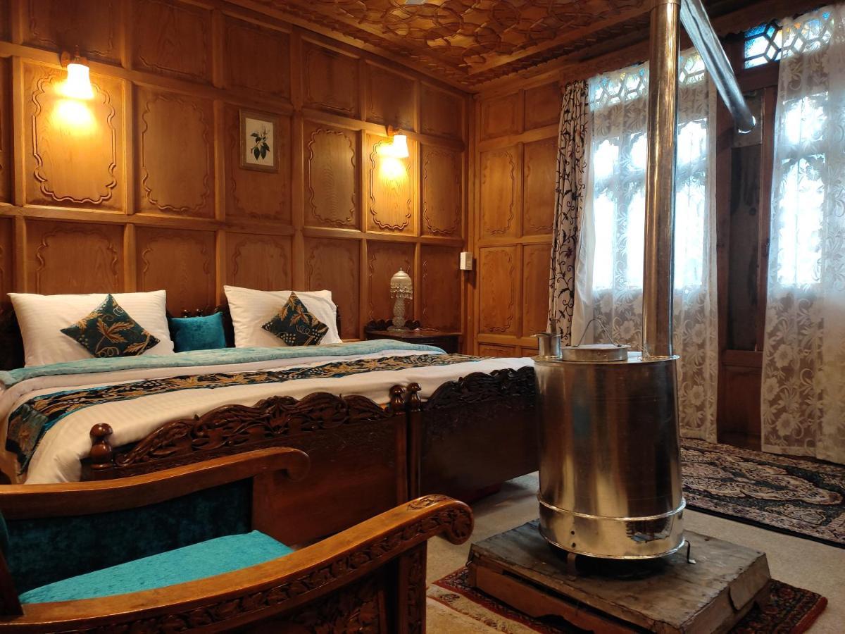 Luxury Scotland Srīnagar Eksteriør bilde