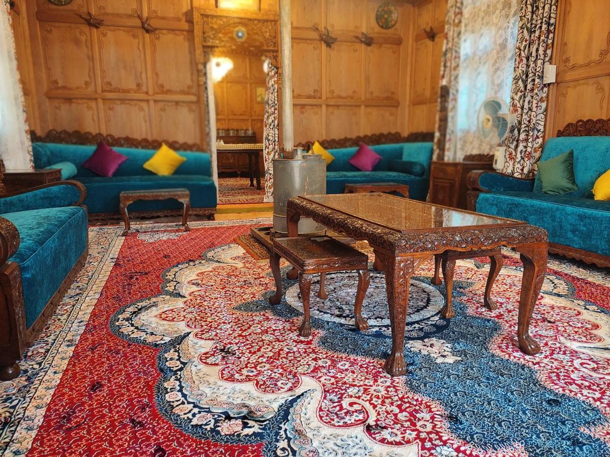 Luxury Scotland Srīnagar Eksteriør bilde